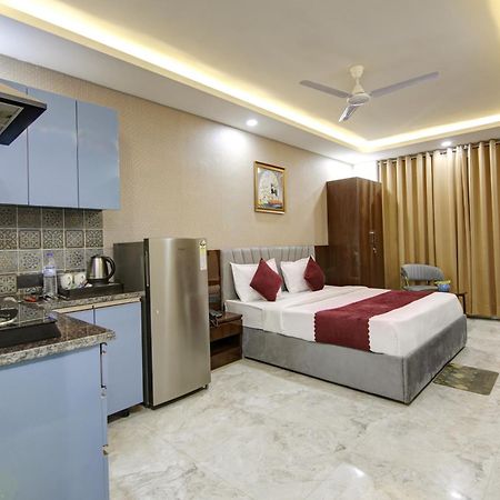 Limewood Stay - Millennium Huda City Center Gurgaon Exterior photo